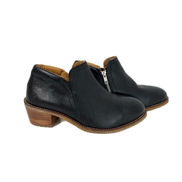 Xena Boots Black Leather Women 8 Block Heel Ankle Booties Minimalist Casual - Picture 1 of 11